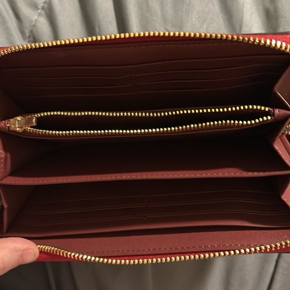 Coach red and brown Tote. - Picture 6 of 7